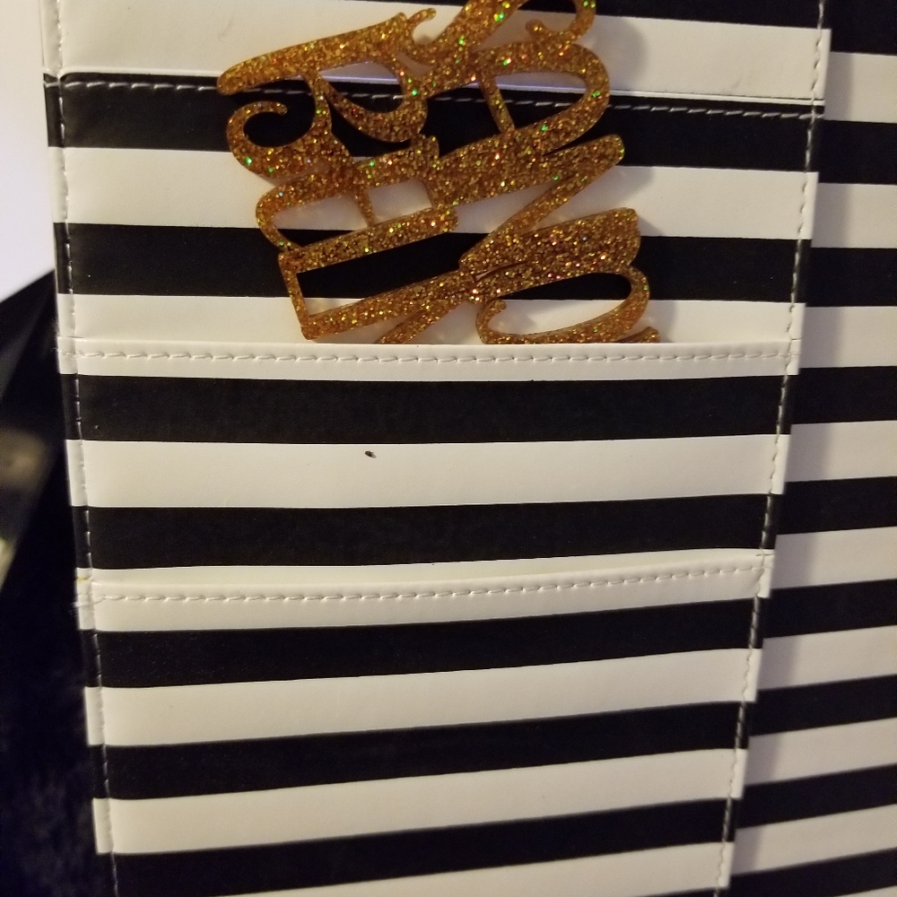 6 piece AGENDA - Picture 13 of 14